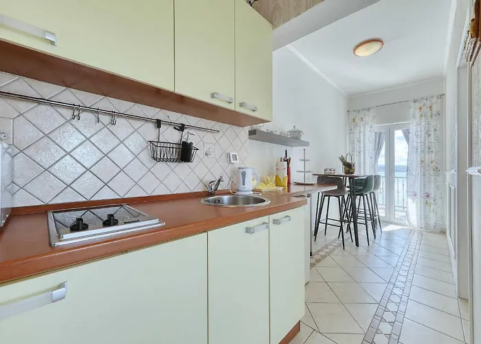 Appartement Laura, No 2 Maslenica