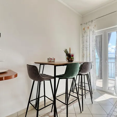 Laura, No 2 * Maslenica